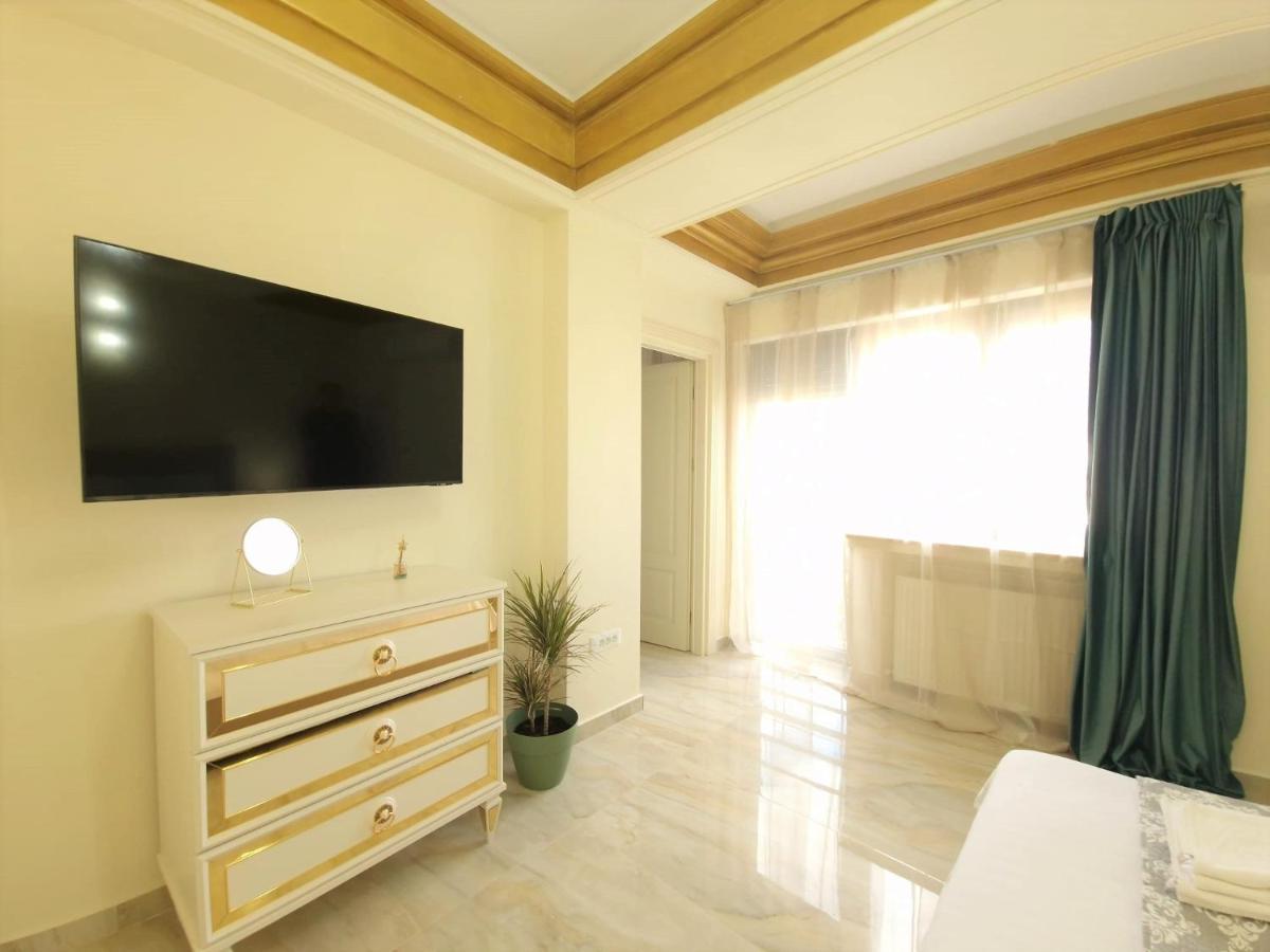 Laroka House Luxury Apartment City Center Universitate Bucharest Luaran gambar